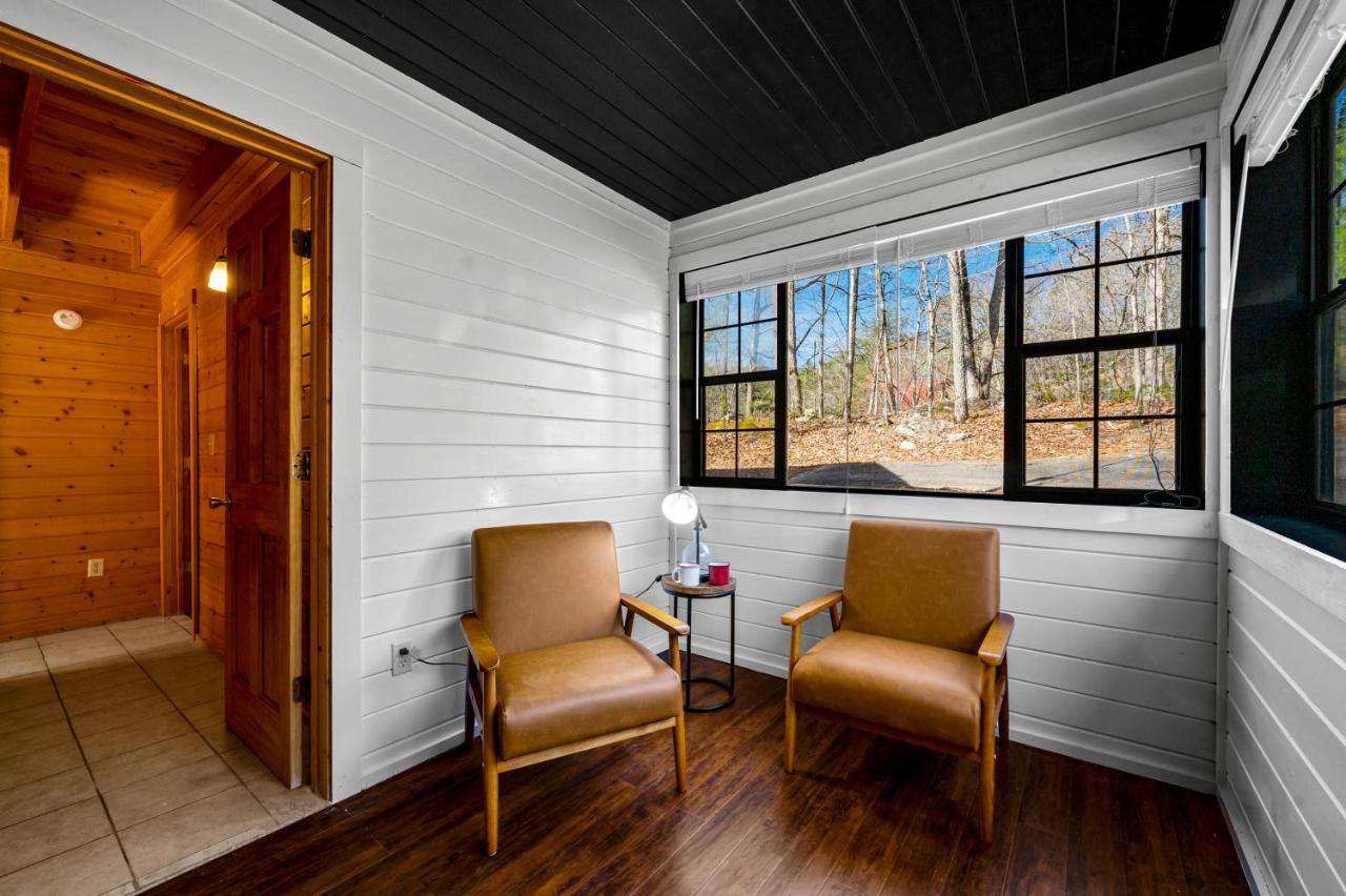 Great Smoky Mountains Cabin!, Secluded, Pet-Kid Friendly! Sevierville Exterior photo